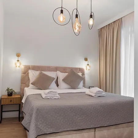 Luxury Cosmopolit In The Heart Of Брашов