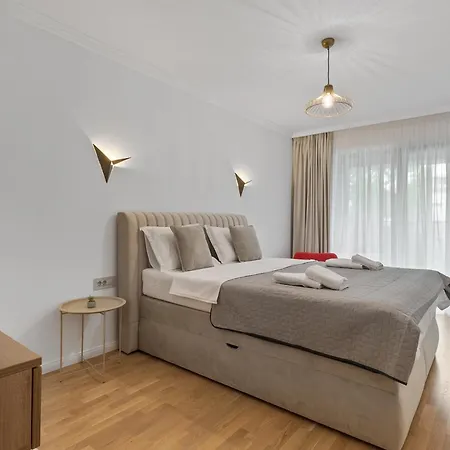 Апартаменты Luxury Cosmopolit In The Heart Of *