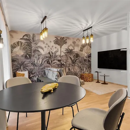 Luxury Cosmopolit In The Heart Of Апартаменты Брашов