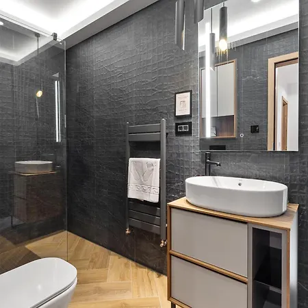 Апартаменты Luxury Cosmopolit In The Heart Of *