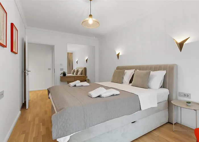 Luxury Cosmopolit In The Heart Of * Brassó